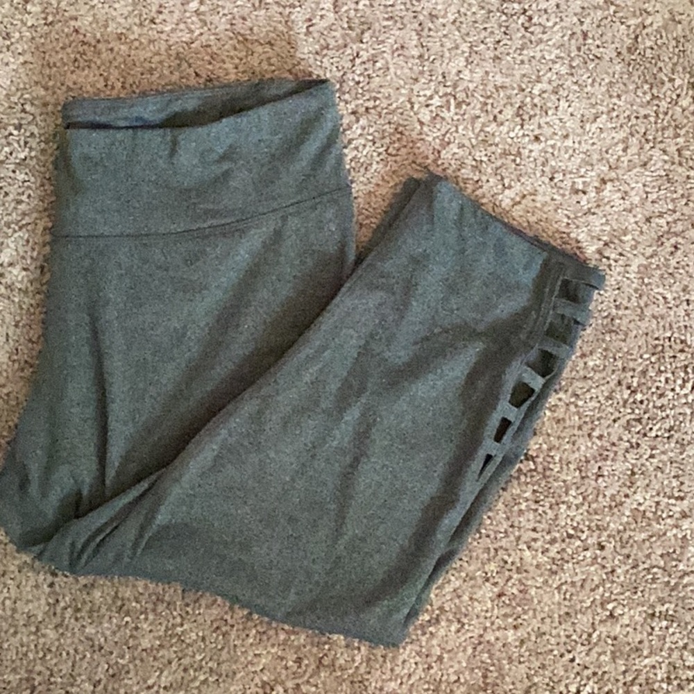 XL champion capri leggings - Picture 6 of 6